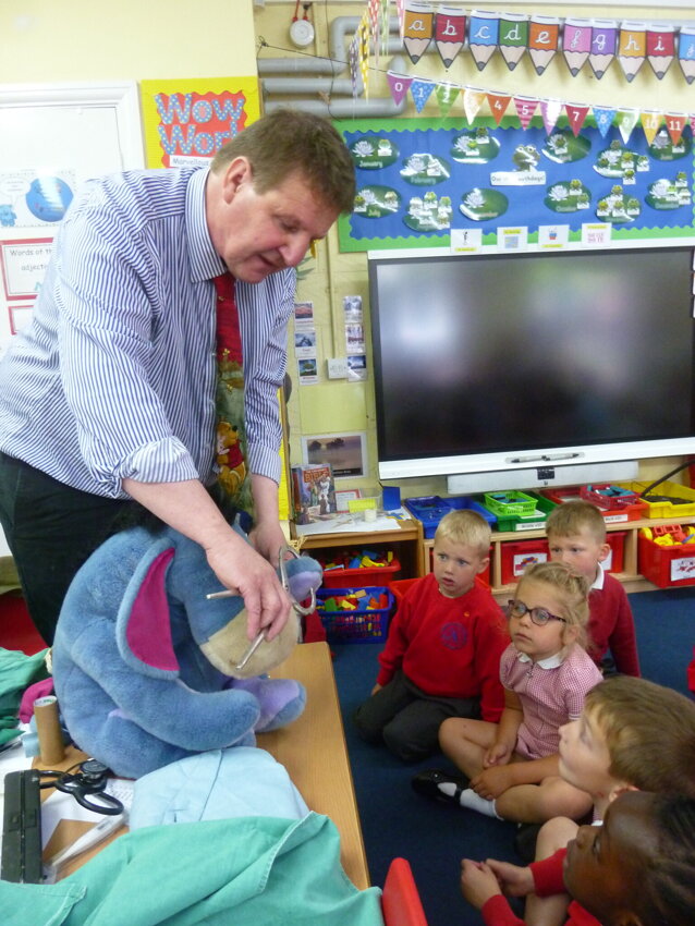 Image of Mr Best the Vet Visits Reception Class!