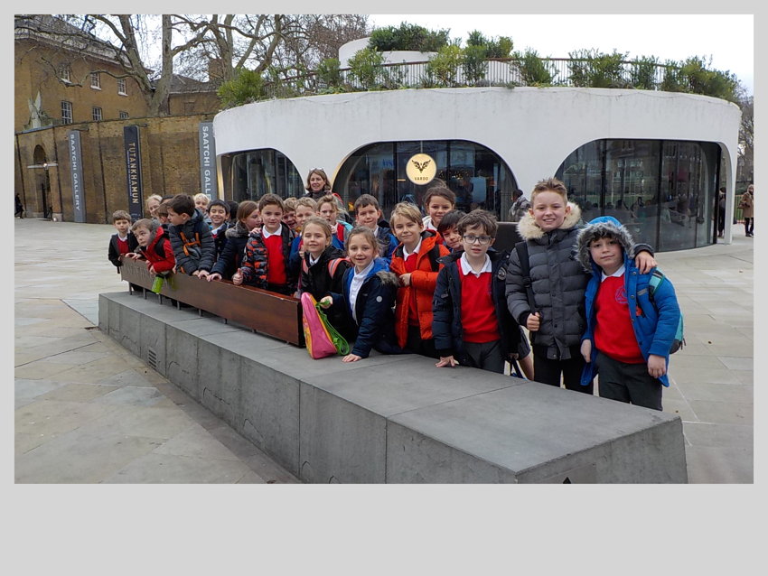 Image of Year 3 visit the Tutankhamun exhibition at the Saatchi Gallery 